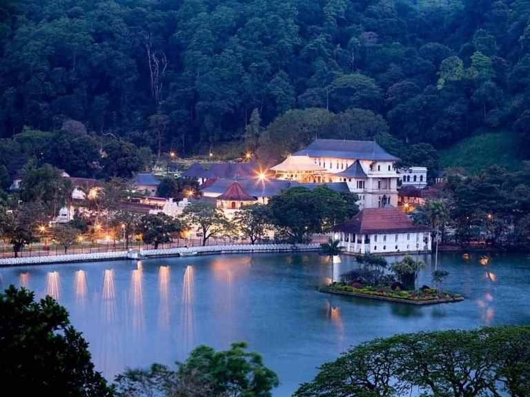 Journey to Kandy – The Last Kingdom